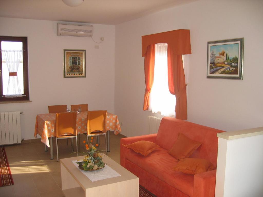 Apartments Mediteraneo Tar-Vabriga Екстер'єр фото