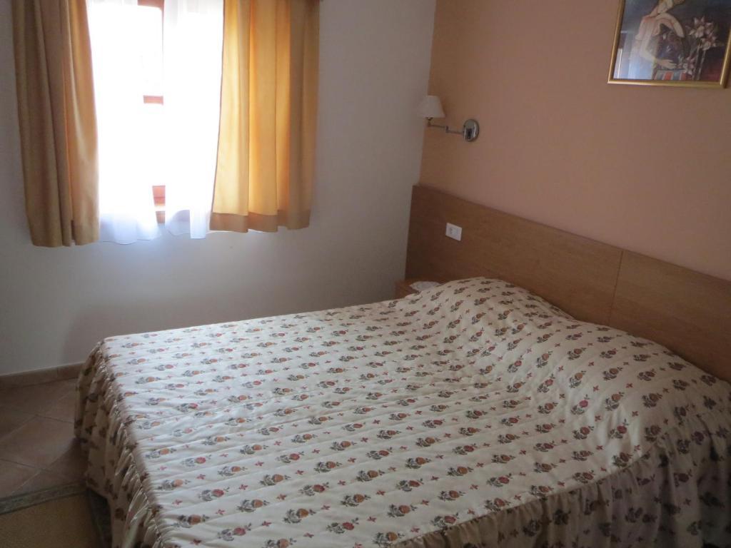 Apartments Mediteraneo Tar-Vabriga Екстер'єр фото