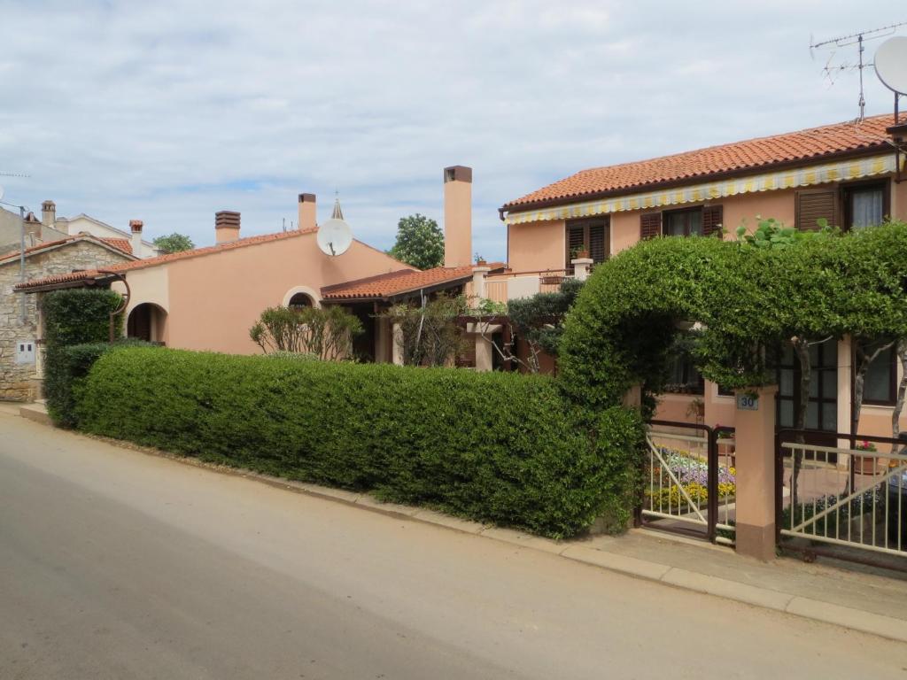 Apartments Mediteraneo Tar-Vabriga Екстер'єр фото